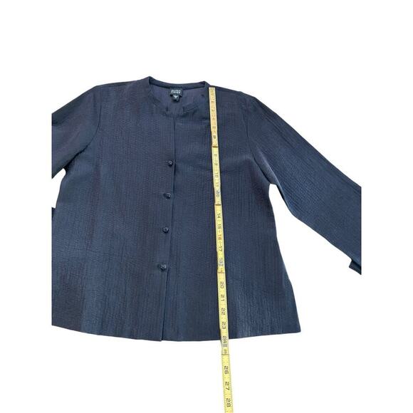 Eileen Fisher Textured Button-Up silk Casual Jacket Size Medium - Picture 6 of 6